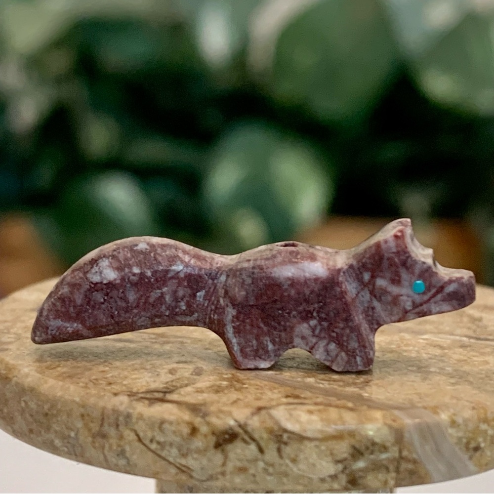 Native American Style Zuni Fox Wolf Fetish Bead Hand Carved Stone Animal Drilled